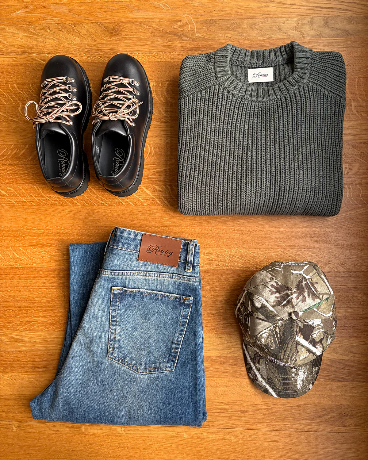 Urban Hiker - Black - Image 8